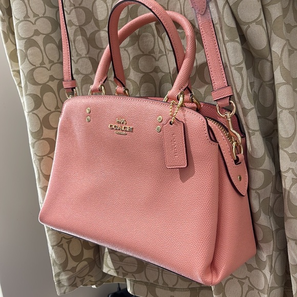 Coach Mini Lillie Carryall
Gold/Candy Pink - Picture 5 of 16